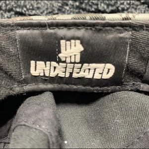 UNDEFEATED strapback